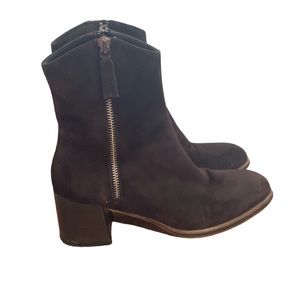 Triver Flight Brown Suede Booties Size 36